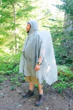 Six Moon Designs Gatewood Cape -Survie en plein air six moon design gatewood cape 03